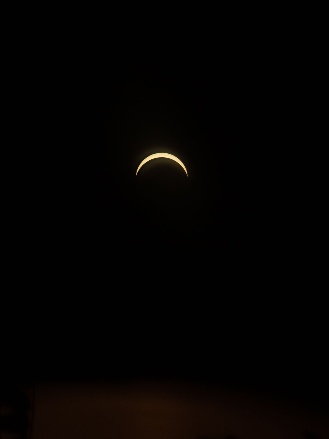 Um 20:20 Uhr schiebt sich der Mond zu 90 Prozent vor die Sonne.