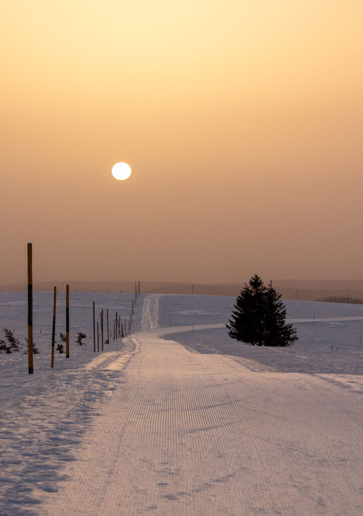 Sonnenaufgang am 24. Februar 2021 um 7:17 Uhr, Temperatur 5 Grad