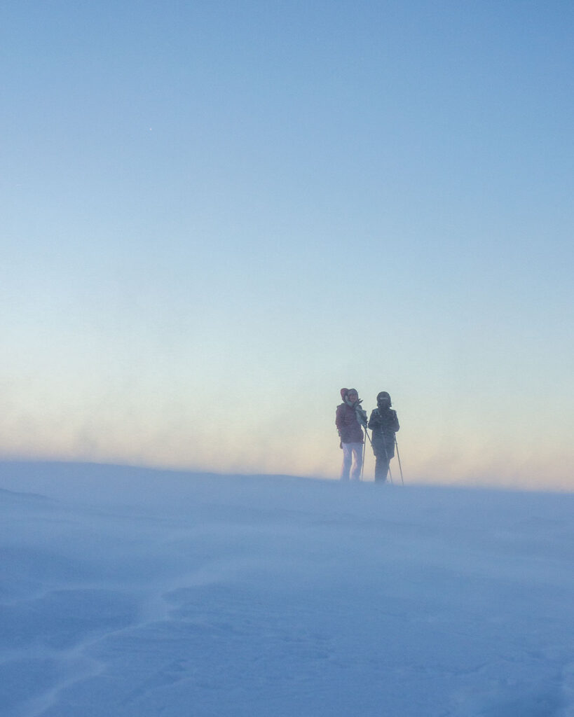 Windböen bis zu 100 Stundenkilometer auf dem Feldberg im Schwarzwald
